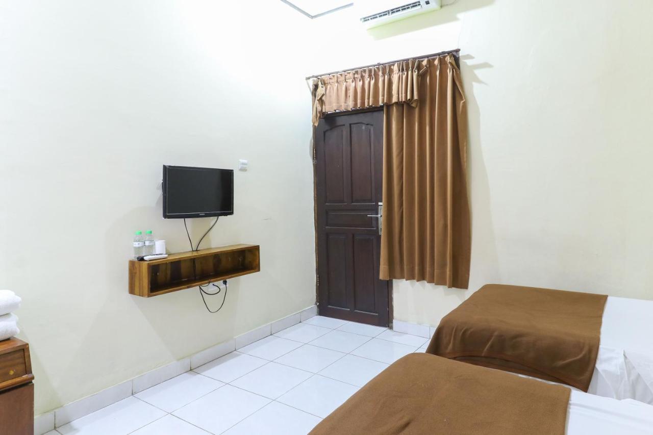 Nb Bali Guesthouse Kuta Lombok Kültér fotó